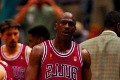 MJ's Jersey Retirement Debate: Lakers Legend Disagrees with Jalen Rose, Michael Jordan's No. 23 Shouldn't Be Retired Across NBA