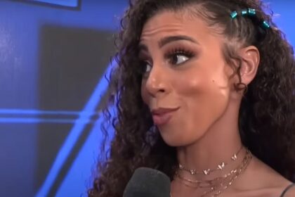 Samantha Irvin Claps Back at Critic with Epic Shade: 'Earl Hebner Has a Son?