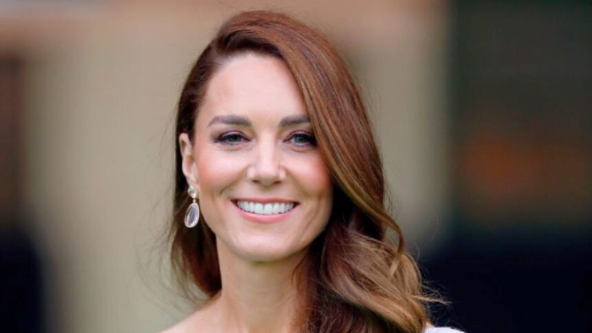 Kate Middleton's Apology: Royal Family Addresses Photo Editing Controversy