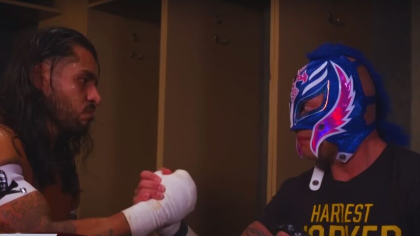 Santos Escobar Breaks Silence on Shocking Assistance in WWE SmackDown Victory