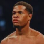 Devin Haney’s Father Claims Victory Over Mayweather – Social Media Erupts!