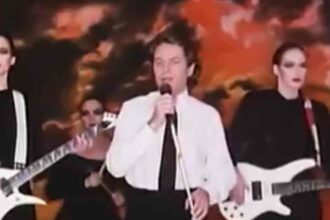 Echoes of Grief: Delving Into the Heartbreak of Robert Palmer's 2003 Tragedy