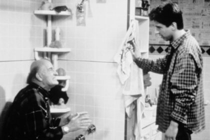 Ray Romano Reveals Peter Boyle's Surprising Wisdom Off-Screen, Remembering!