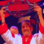 Roberto Duran Unveils Polarizing Undisputed Championship Belt