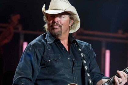 "Rest in Power": Tears and Tributes - Brooks & Dunn, Lainey Wilson and More Honor Toby Keith at CMT Awards, Brings His Kids to Tears
