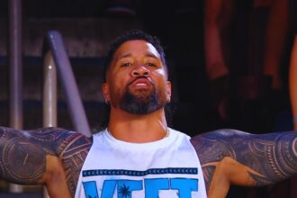 JEY USO DECLARES HIMSELF FOR MONEY IN THE BANK LADDER MATCH ON WWE RAW