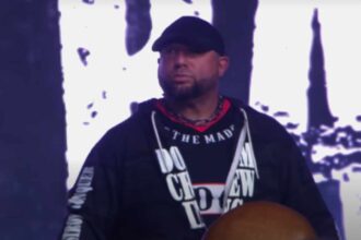 Bully Ray Gives 'Two Thumbs Up' To WWE Raw Feud