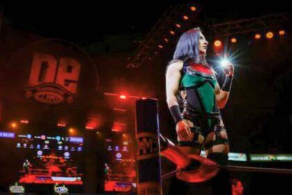 Former CMLL Champion Stephanie Vaquer Makes Electrifying WWE Debut in Mexico City